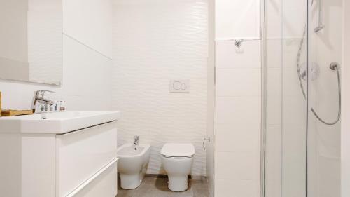 Italianway-Bergonzoli Place - image 3