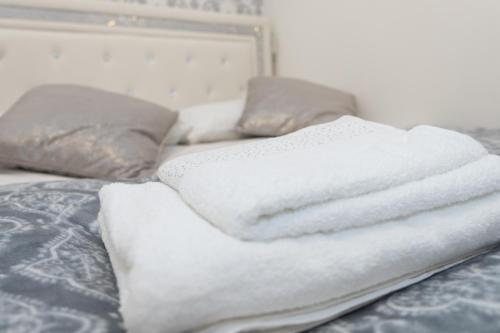 Hullidays - Theatre Side Apartment - Refurbished 2023 Hullidays - Theatre Side Apartment - Refurbished 2023