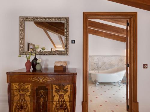 Hotel Gloria de Sant Jaume - image 6