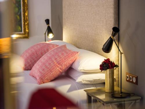 Hotel Gloria de Sant Jaume - image 2