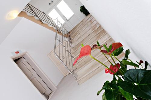 2 bedrooms, 4 beds
