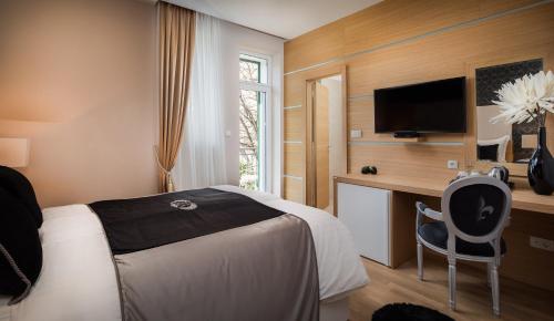 VIP Rooms - image 10