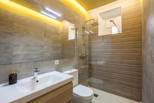 Charming luminous flat in the center of Seville photo