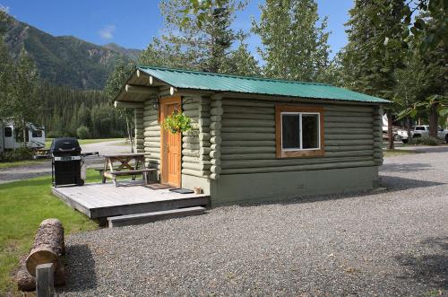 Discovery Yukon Lodgings