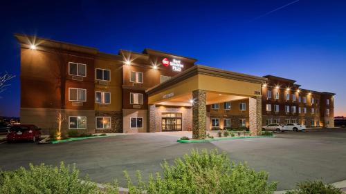 Best Western Plus Desert Poppy Inn - Hotel - Lancaster