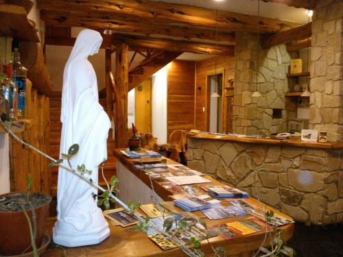 Lobby, Hosteria Lekun Lekun in Puerto Manzano