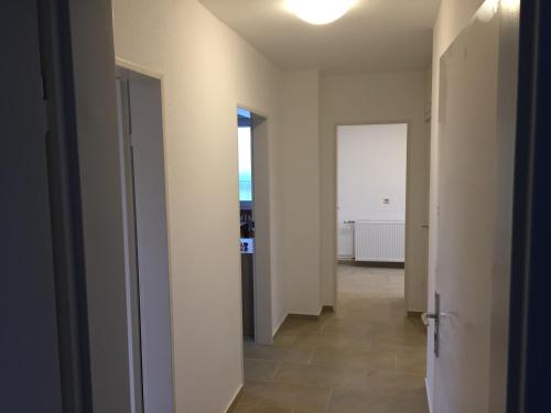 BS Living Ap am Zoo - image 13