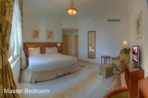 Royal Club - image 9