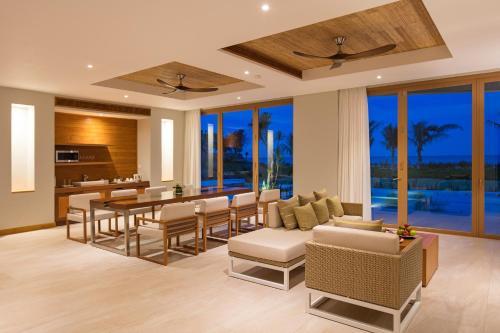Three-Bedroom Villa - Beach Front image 9