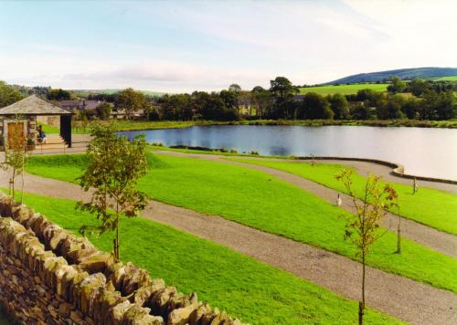 Riverside Holiday Homes - image 5