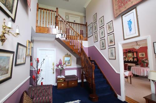 Maple Lodge - image 10