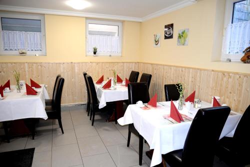 Food and beverages, Hotel Neugrabener Hof in Neugraben-Fischbek