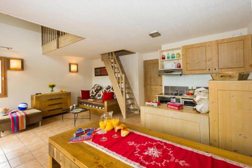 Résidence Goélia Les Chalets de Wengen - Apartment - Montchavin-Les Coches