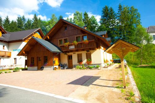 Exterior view, Pension Sima in Harrachov