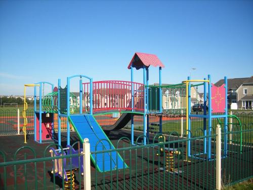 บริการและสิ่งอำนวยความสะดวก, Moore Bay Holiday Homes by Trident Holiday Homes in คิลกี