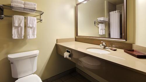 Best Western Plus Winnipeg West