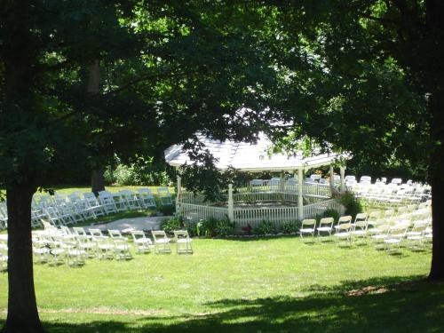 Garth Woodside Mansion Bed and Breakfast - main image