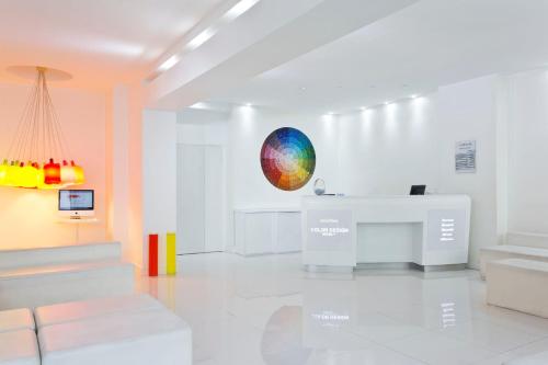 Color Design Hotel, Paříž