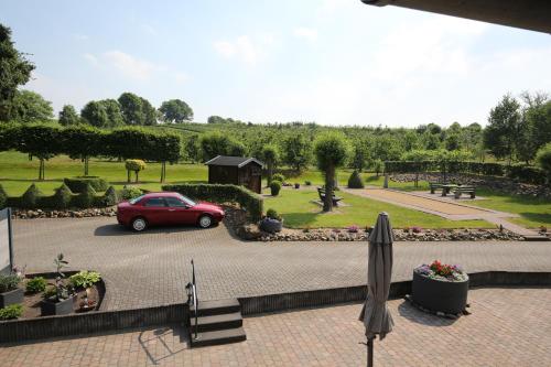 Vroeleneind in Verspreide huizen