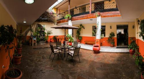 Hotel Los Laureles