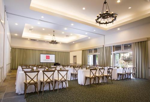 Harvest Inn - image 4