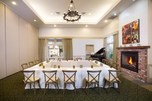 Harvest Inn - image 5