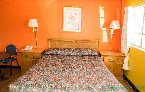 Bloomfield Motel - image 4