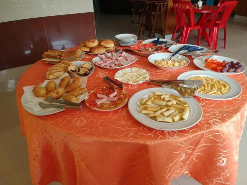 Essen und Erfrischungen, Hotel Piesta in Trinidad