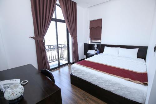1 queen bed