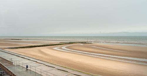 The Beaches Hotel - image 5
