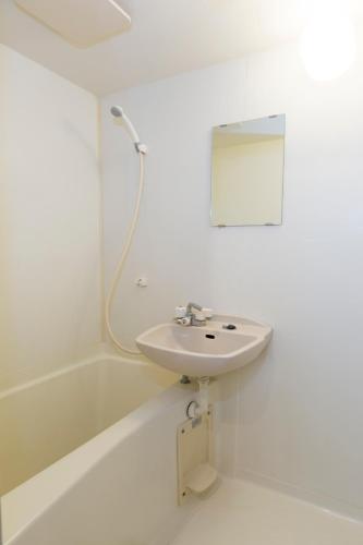 Apartment image 3