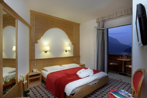Double or Twin Room - Ciclamino