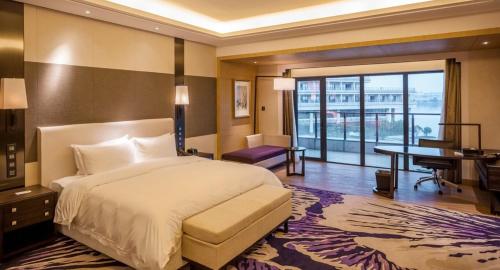 Radisson Blu Hotel Wuhan ETD Zone