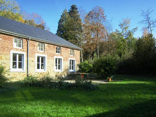 B&B Harre - Castle wing situated in the heart of a quiet and green paradise - Bed and Breakfast Harre