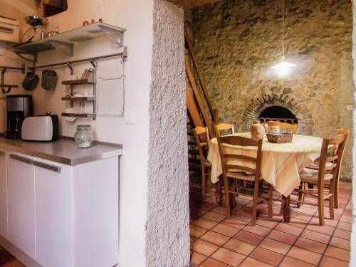 Cosy Holiday Home in Bourgnac with Private Pool