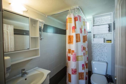 Acrocorinth Apartments - image 3