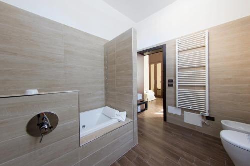 Arena Luxury Rooms 1