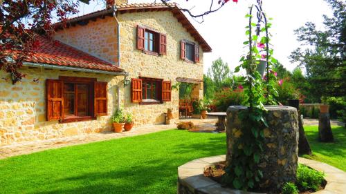 Exterior view of Casa Rural El Covanchon