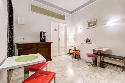 2 Passi Al Colosseo B&B, Řím (fotografie 5)