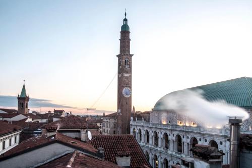 Antico Hotel Vicenza - image 2