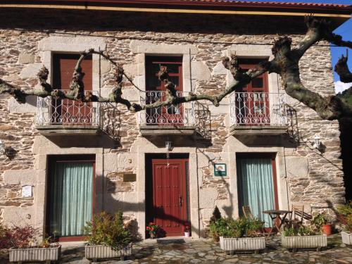 Casa Alpargateiro, Os Peares