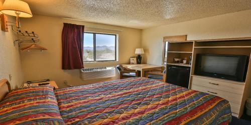 Super 8 By Wyndham Lake Havasu City