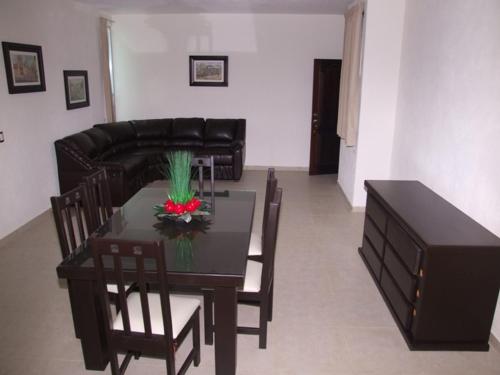 Létesítmények, MR Hotel in Cruz De Caminos