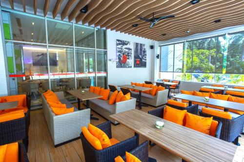 ハリス ホテル & コンベンショズ ケラパ ガディン15