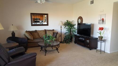 . 2 Bedroom condo in Mesquite #442