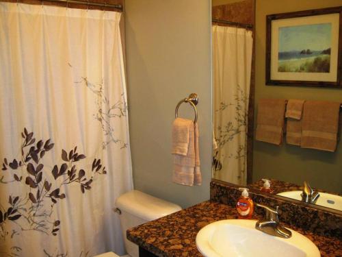 3 Bedroom home in Mesquite #430 - image 2