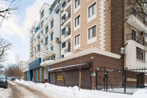 M&M Modern & Multifunctional One Bedroom Apartment by Flat Mаnager