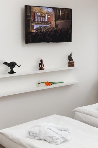 SKY Hotel Prague - image 8