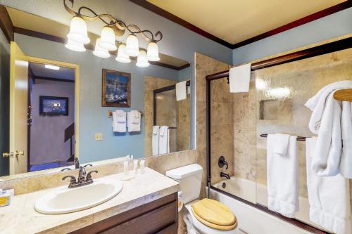 Mammoth Ski & Racquet Club #131