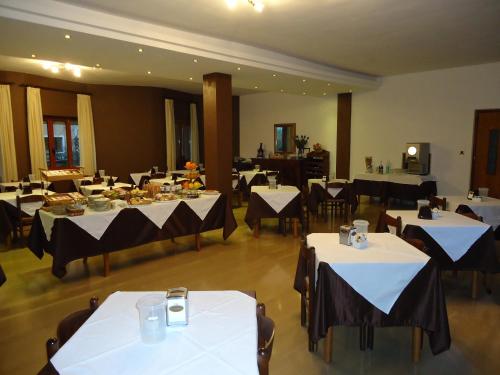 Hotel Riviera - image 13